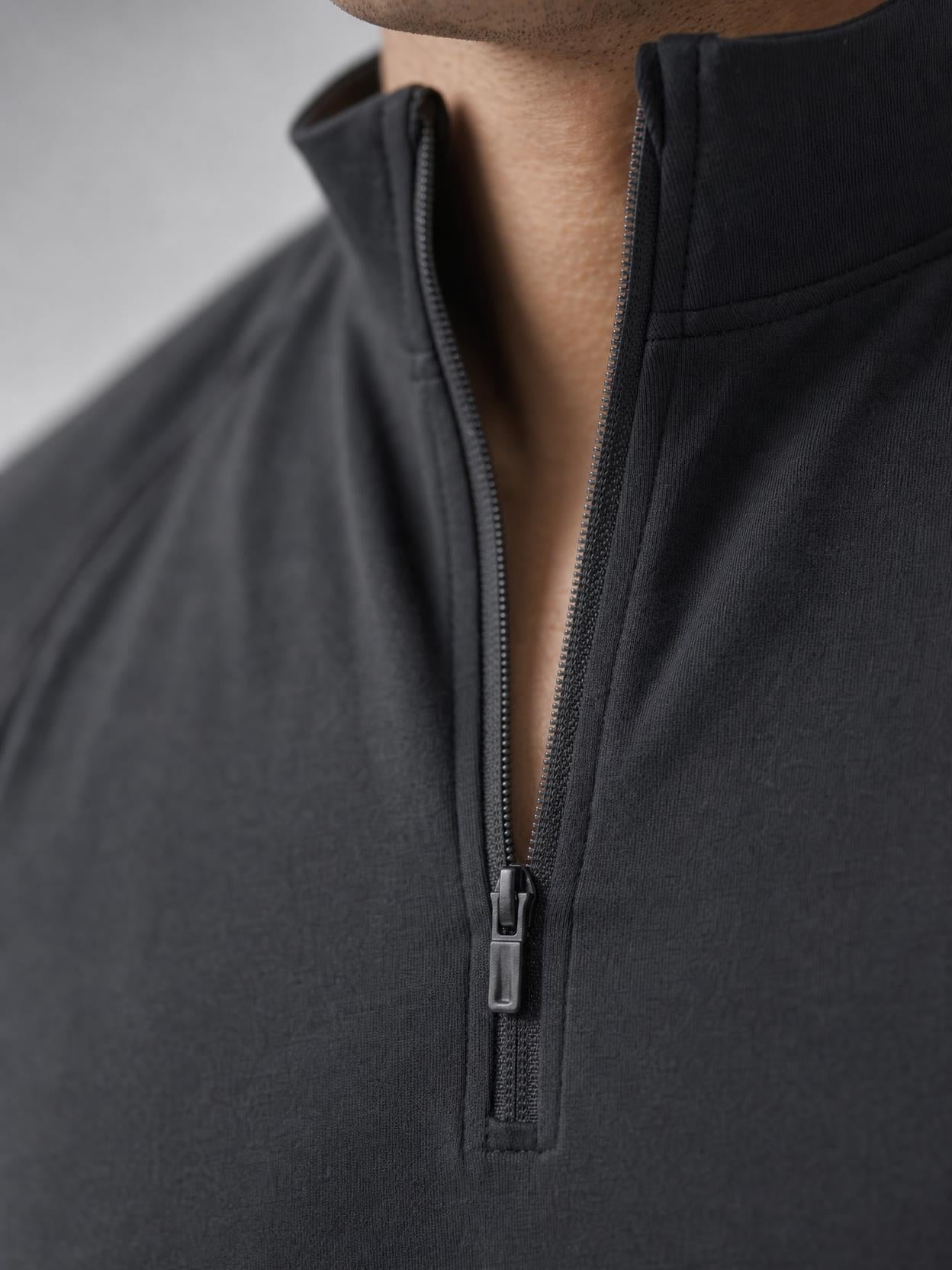 Aeroknit Quarter Zip